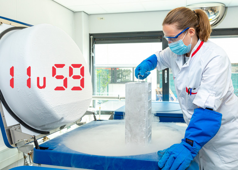 Wetenschap en onderzoek moment met vriescoupe